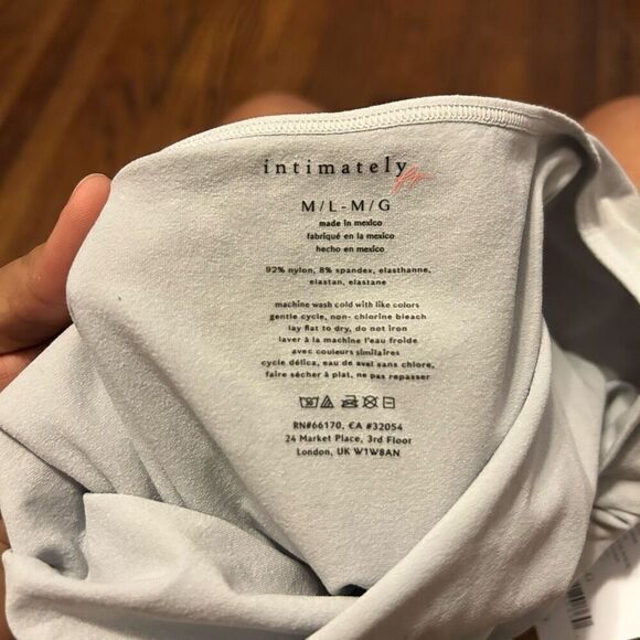 New Free People Top - Picture 3 of 4